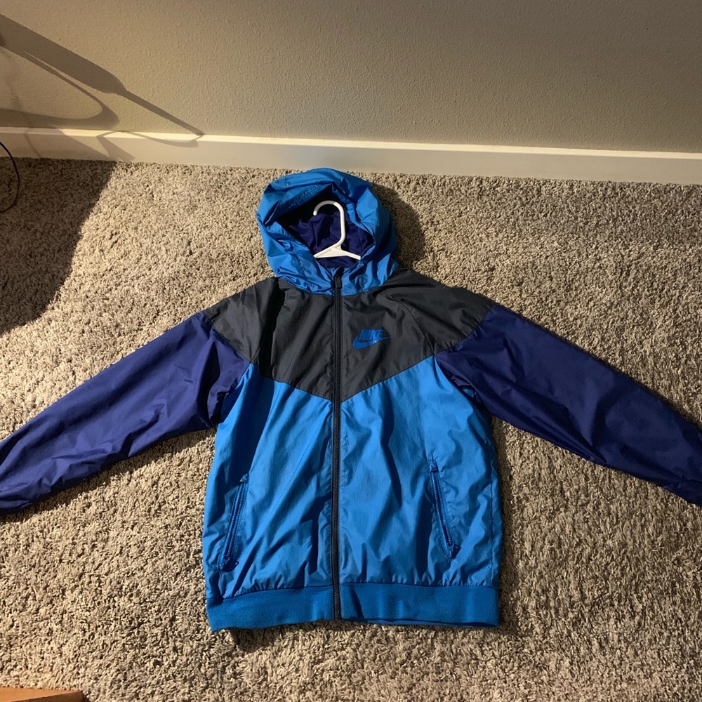 Nike windbreaker